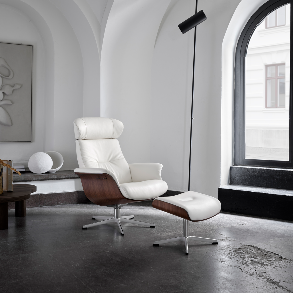 Discover the TimeOut Lounge Chair: Toronto's Best-Kept Secret for Comfort
